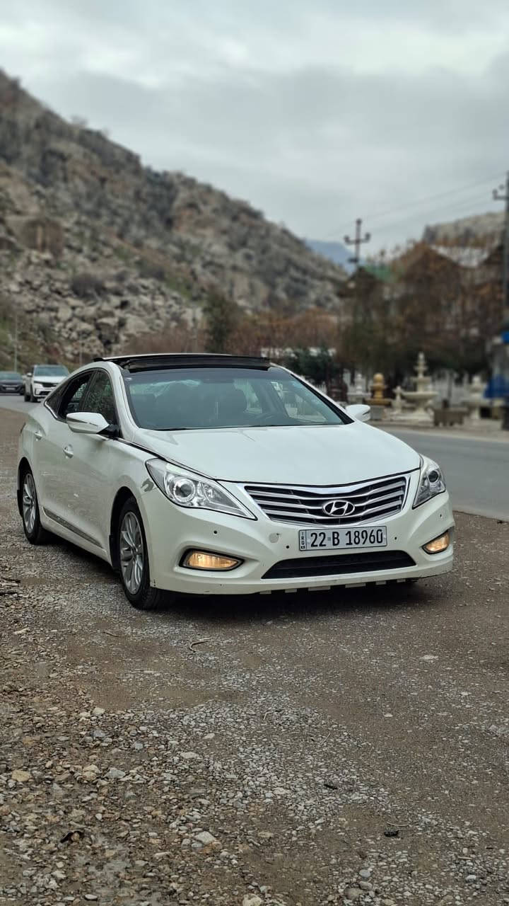 للبيع. أزيرا. 2014 خليجي خـلـيـجـي فول مواصفات ViP
رقم اربيل سنوية جديد باسمي 
تريد وكاله تريد تحويل

هزه جديده سنويه لل 2031

صبغ بنيد فقط والباقي كفاله 

مكينة 3000 دوش ( ما مفتوحة )

- مواصفات السيارة ViP فول 1/1

- بصمة تشغيل

- بصمة ابواب

- بصمة جنطة

- بنوراما طكتين-

- كشنات جلد

- كشنات كهربائية

- حساسات خلفية

- تبريد خلفي

- كشنات تدفئة

- بردة خلفية كهربائية

- شاشة

- كامرة خلفية

- انارة بل ابواب

- لد امامي

- لد خلفي

- ويل اكرون 19

- وباقي المواصفات معروفه

اخوان سياره نضيفه وحلوه وجاهزة

للستفسار 

***********

120 وبيه مجال
