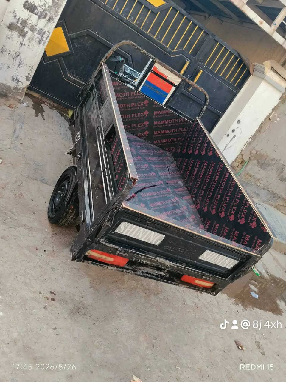 ستوته لبيع مديل 24 وراق كامله بدون كمرك ستوته جاهزه له شقل ميكنه صبانه ما مدود عله سعر 1900 بيه مجال حك جيه  مكان بغداد الرقم ***********
