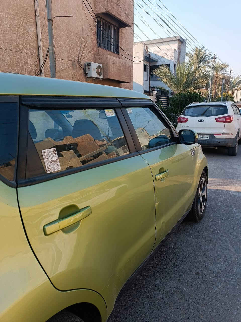 كيا سول 2019 ماشية 78 الف ميل السيارة حادثها موضح بالصور و السونار موجود السيارة كله بانزين محسن و دهن اصلي مكينة1600 مكفولة و كير مكفول بيها بارد بالباب مال الصدر السعر 125 و بيها مجال بسيط
المكان بغداد حي الجهاد
للتواصل ***********
