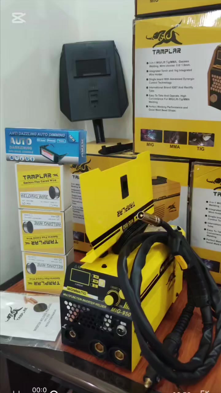 🔥#السعر75الف 💥توصيل #مجاني 💥
💥ماكنة لحام تعمل ميك بدون غاز بكرة  وتعمل ولدن عادي ماركه تامبلر الألماني 🇩🇪 حجم 950 mig⭕️
⛔ بـ ضمان لمدة سنة 😎⚒
مواصفاته 👇
1️⃣ نظارات ألكترونية تعتيم ذاتي + ونزلات عدد 4⭐️
2️⃣ بكرة سيم عدد 3 وزن 1 كيلو  ⭐️
3️⃣تعمل على كهرباء قليلة جداً 4 أمبير ⭐️
4️⃣خفيفه الوزن سهلة الحمل تصلح لمحلات الحدادة وسمكرة السيارات والأعمال المنزلية ⭐️
5️⃣تحتوي على قناع وجه لحام ⭐️ وفرشة سيم ⭐️ وكيبلات  طول الكيبل الميك 2 متر كيبل الولدن 2 متر والبارد 1متر ونص ⭐️
العنوان بغداد الوزيرية قرب وزارة البيئة 
للحجز :☎️ اتصل على الرقم   *********** او مراسلة الصفحة 
 ارسل رقمك والعنوان وثاني يوم  راح يكون يمك 💯 #مكينة #لحيم
