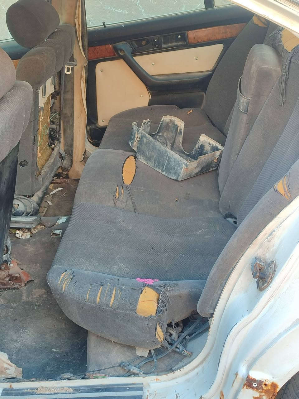 سلام عليكم بيم لبيع مكينه وكير وحداديه نضيفات سياره موكفه عوزه ترتيب شغاله بيه خياسات بدوس سنويه عضم عاج منتهيه2024 راعيه بناصريه مداور رقم ذي قار مكان سياره ذي قار شطره سعر 27 ***********
