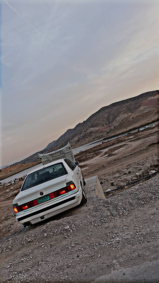 سلام علیکم ئەم سەیارەیە بۆفرۆشتن مۆدیلی1992گێڕعادییە سەیارەکە520بووە کراوە بە525سەنەوی سەوزە ماڵی مەدەنی بەشەرت گێڕومەکینەی بەشەرت سەیارەکە ڕێکوپێکە نرخی شی 25وەرەقەو مەجالێ برایانە ***********ڤایبەرو وەتس ئاپیشی لەسەرە
تکایە موشتەری نی بێزارم مەکە❤ أربيل, العراق
