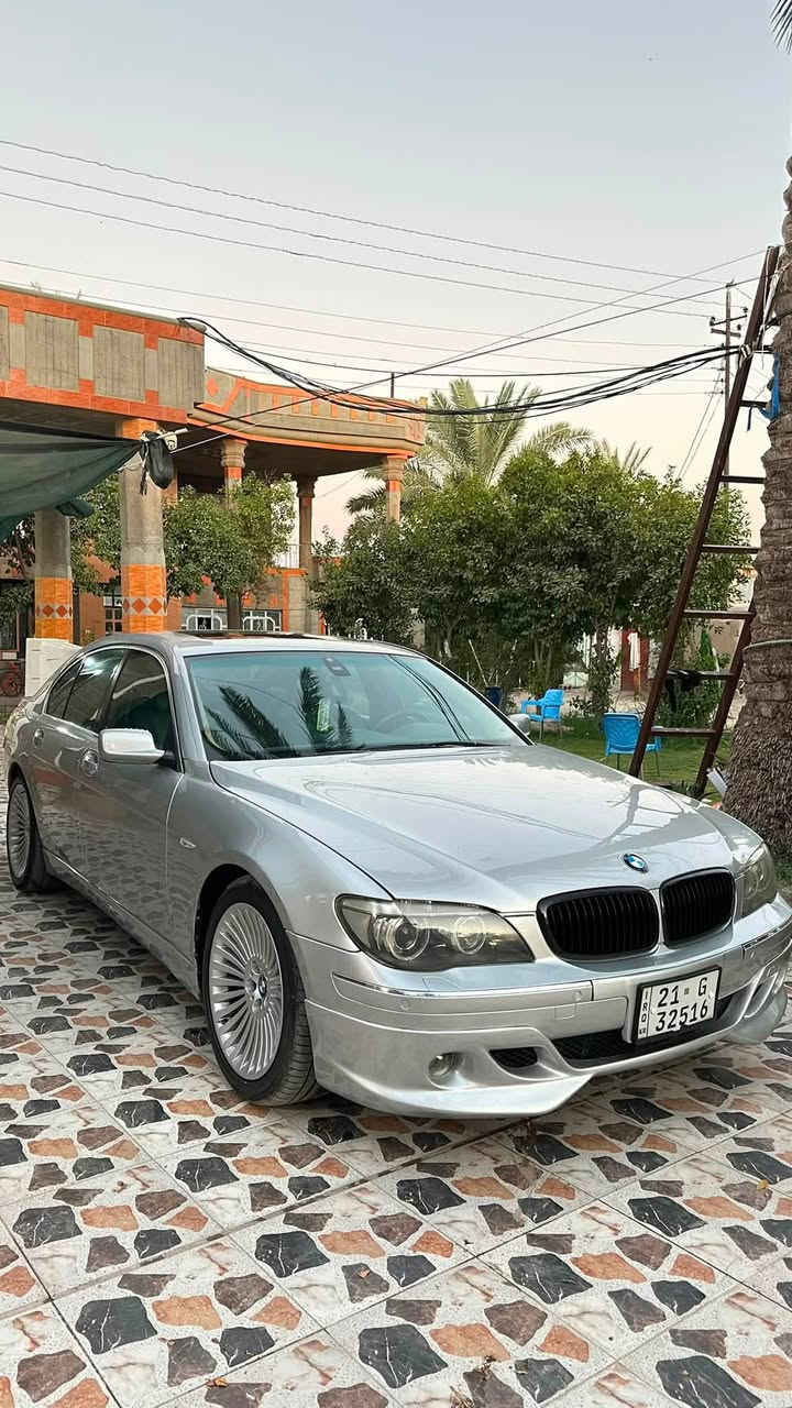 للبيع باخرة 2007♥️.
السلام عليكم باخرة 2007
فول مواصفات للاخير مبيها نقص برغي 
من غرفة من تبريد ثلج شادلها سقف روز 
المهم السيارة مصروف عليها بس ترتيبات 2,500دولار
ع اخر حبابه مبيها اي نقص
محرك 8سلندر حجم 740
رقم شمالي سليمانيه 
حادثها فقط صبغ حزام وسونارها موجود 
رايدها بـ 14,000وبيها مجال 
هـ***********
هـ ‭***********
