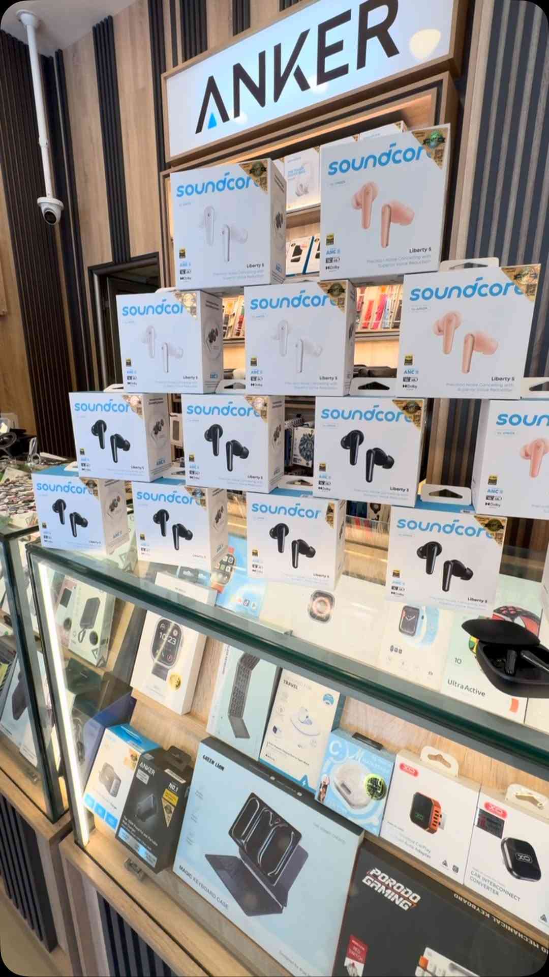 ‼️OS Mobile‼️
السعر100,000الف توصيل 🚚 مجاناً 
‎تقنية الصوت: تدعم صوت دولبي الغامر (Dolby Audio) وصوت (Hi-Res) عالي الدقة لتجربة سينمائية واضحة.
‎عزل الضوضاء: تحتوي على تقنية (ANC 3.0) التي تخمد الأصوات وتتفاعل مع الضجيج المحيط لتوفير الهدوء التام.
‎البطارية: تدوم حتى 12 ساعة تشغيل (تصل إلى 48 ساعة مع علبة الشحن)، وشحنة لمدة 10 دقائق تكفيك 5 ساعات من الاستخدام.
المكالمات: مزودة بـ 6 ميكروفونات مع تقنية الذكاء الاصطناعي لعزل الرياح والأصوات المزعجة.
‎💸توفير البيع بالتقسيط المريح 💸
ومدة التقسيط 10 أشهر 🗓️
ونضام الاقساط رح يكون الئ حاملين الكي كارد 💳الرافدين 
( الموضف المدني . العسكري . والمتقاعد ) 

تحيانتا لكم ونتشرف في زيارتكم في جميع افرع OS 

‏‎‏‎‏‎‏‎‏‎‏‎‏‎🏤الفرع الاول 1️⃣مول المنصور الطابق الاول مقابيل النسق 
‏‎لصيرفه *********** 🏦
‏‎‏‎‏‎‏‎‏‎‏‎‏‎📱الفرع الثاني2️⃣المنصور مجاور كباب حجي حسين*********** 
‏‎‏‎‏‎‏‎‏‎‏‎‏‎الفرع الثالث 3️⃣مول المنصور الطابق الاول بوث مقابيل 
‏‎‏‎‏ LC ***********

‏‎‏‎‏‎📩لطلب مراسله الصفحه او الاتصال 💌

‏#ipple #phone #كفرات_ايفون #ساعات # اكسسورات موبايل موبايلات honor هونر
‏‎اكسبلور اكسبلور_فولو اكسبلور_2020 اكسسوارات اكسبلور_explore اكسبلورر أكسبلور اكسبلور_فولو_ي_حلو🔥😴
