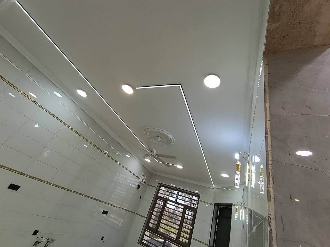 سلام عليكم
خلف كهربائيين عدد ٢  بحاجة إلى شغل   نشتغل بوردات داخليه خارجيه.. تشطيب .. سيمنز.  بوري. نضام كاميرات.. حصاير بوري 

عدنا وسيلة نقل 

كربلاء + طويريج 

***********
