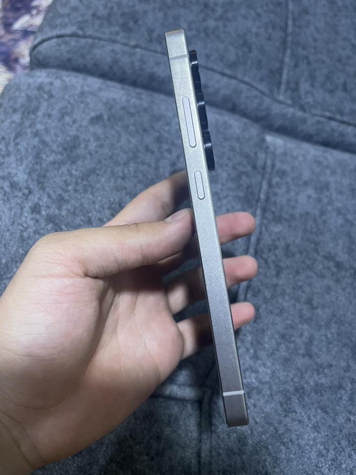 S25 ultra  مستعمل أسبوع سيم واحد ٢٥٦ كيكه
*********** واتس
مكاني اربيل 
مليون و٥٥٠ ألف
