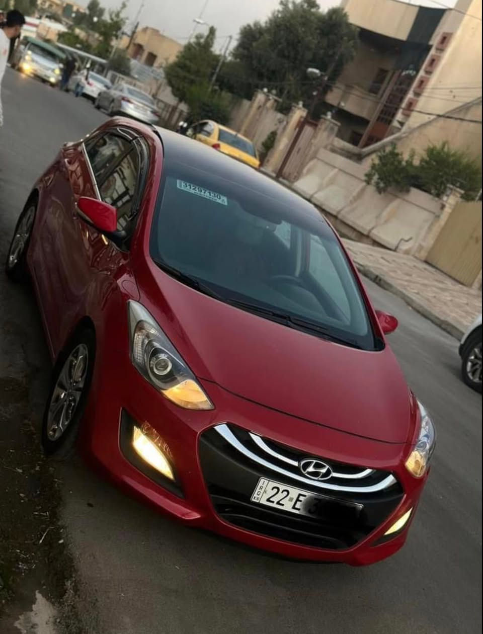 هونداي النترا i30 خليجي   
مديل 2014
فول مواصفات لمتد  بانوراما 
دخول ذكي نضام ترحيب مراية شفط
اشاير مري كشن كهرب 
كشنات جلد 
تبريد ماكس 
كامرة دوارة 
5 ويل كروم اصلي 
حساسات خلفي 
مكينة 1800 دوش مرغوب 
بكلايت لد 
تبريد وتدفئة بل جكمجة للمشربات 
ماشية 144،000كم 
بيها بوند وباب رش فقطط اثر شخوط بدون ارباك وبدون دواخل شرطط الفحص وبيها شبر معدل عل بارد موجوده بالصور 
رقم مسطرة اربيل هزة وسنوية ولوحات جديده سيارة جديدة  وكتلوكها موجود سيارة حيل نضيفة 

سعر السيارة 117 بيها مجال قليل
***********
