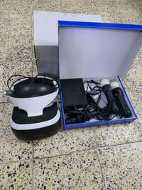 PS4 VR • نضيف • ملحقات كاملة