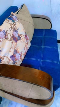 كنب • صالون