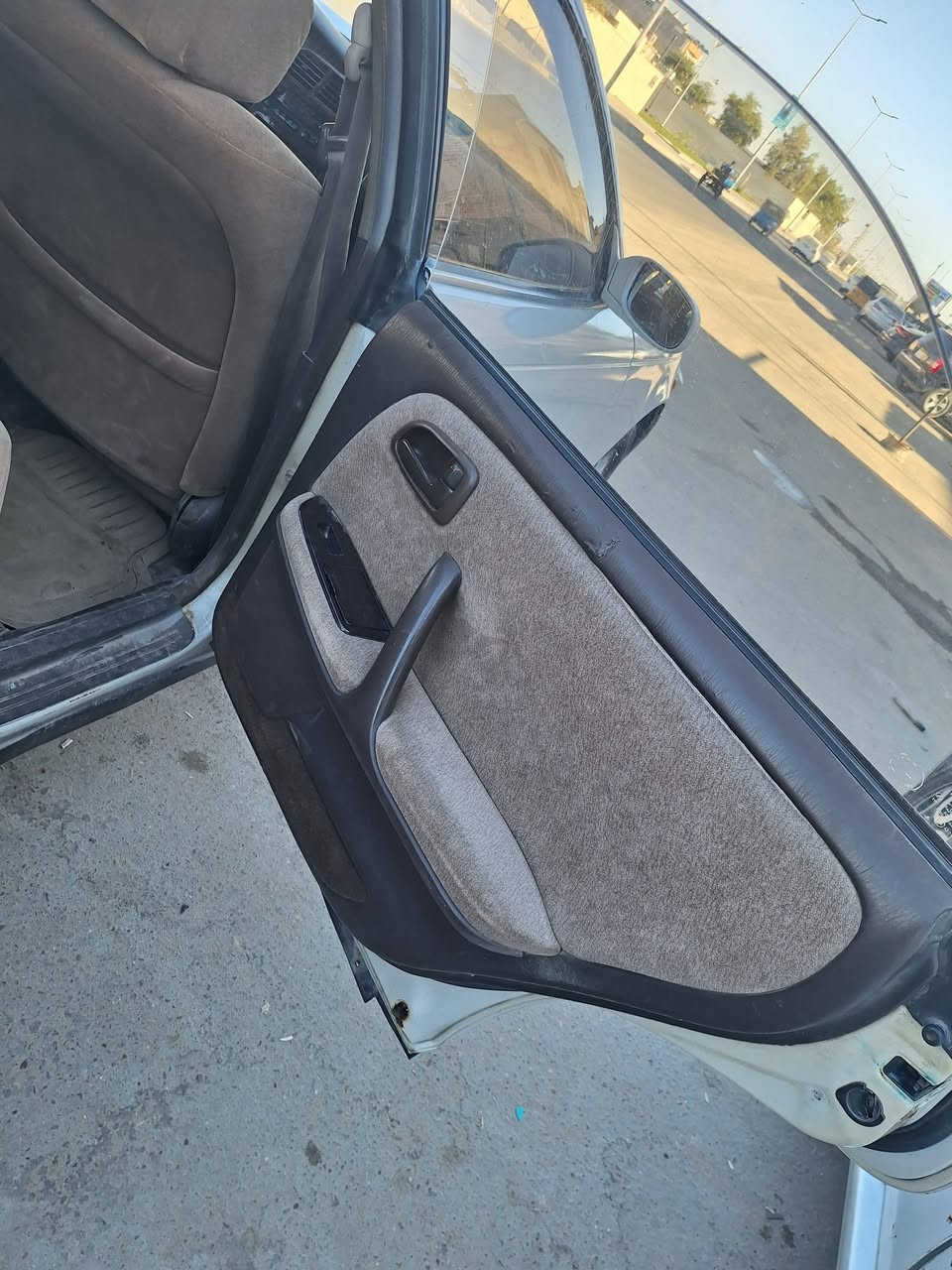 سلام عليكم مارك نفخ مديل 95 مكفوله من الكص صبغ عام لسياره نقل جثه بدنه كامله سنويتها ل2029 سياره بصره راعيها يريد تحويل سعرها 45 ورقه رقم الهاتف ***********  الاثير للاتصال 
*********** اسيا للواتساب فقط
