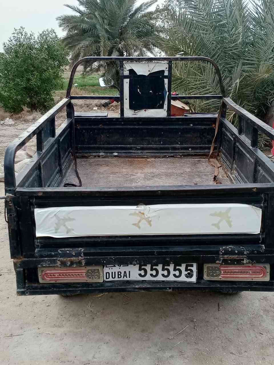 السلام عليكم ورحمة الله وبركاته 
ستوته للبيع او مراوس موديل ١٩اوراق أصولي احلى من الصور وياها تغليف خشب السعر مليون ومئتين وبيها مجال للاستفسار الاتصال على الرقم ***********بيه واتساب
