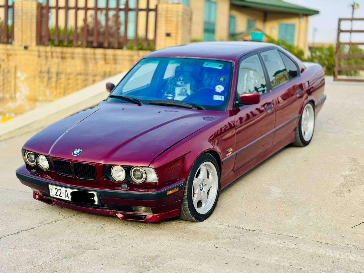 بسم الله الرحمان الرحيم BMW  محرك 525 بلادي كير اتومتيك موديل 1992مواصفات فول فول سلايت ايبيس قفل مركزي زينون كشنات كهربائية تبريد مركزي استري كهربائية داخل صاج كير محرك صدر تايرات كهربائية تبريد شرط سنوي جديد رقم دولي اخوان شراي خابر تدلل عنوان كركوك.  ***********.  ***********.
