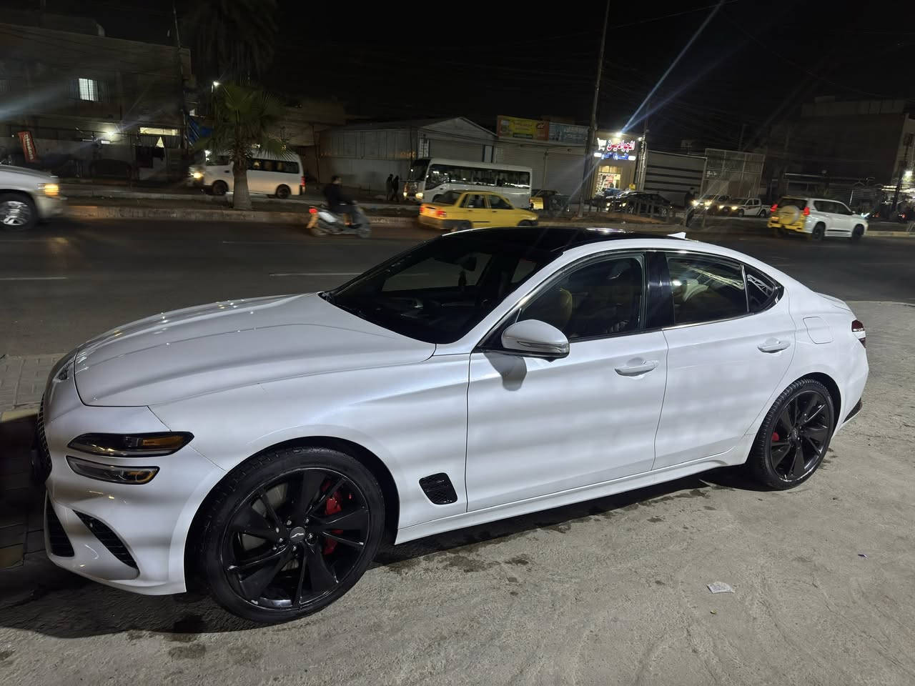 السلام عليكم
genesis g70 sport prestige
اعلى شي ب الجينسيس
مكينه 3.3
توين تيربو
شباب اعلى مواصفات بموديلها ماكو اعلى بعد
مري شفط 
بانوراما
كشنات تدفئة تبريد
كشنات خزن
كاميرات 5
٣٦٠ درجة 
حادثها موضح ب الصور 
موديل ٢٢
بيها جاملغ تبديل
سعرها 230 
مكاني شعب
***********
