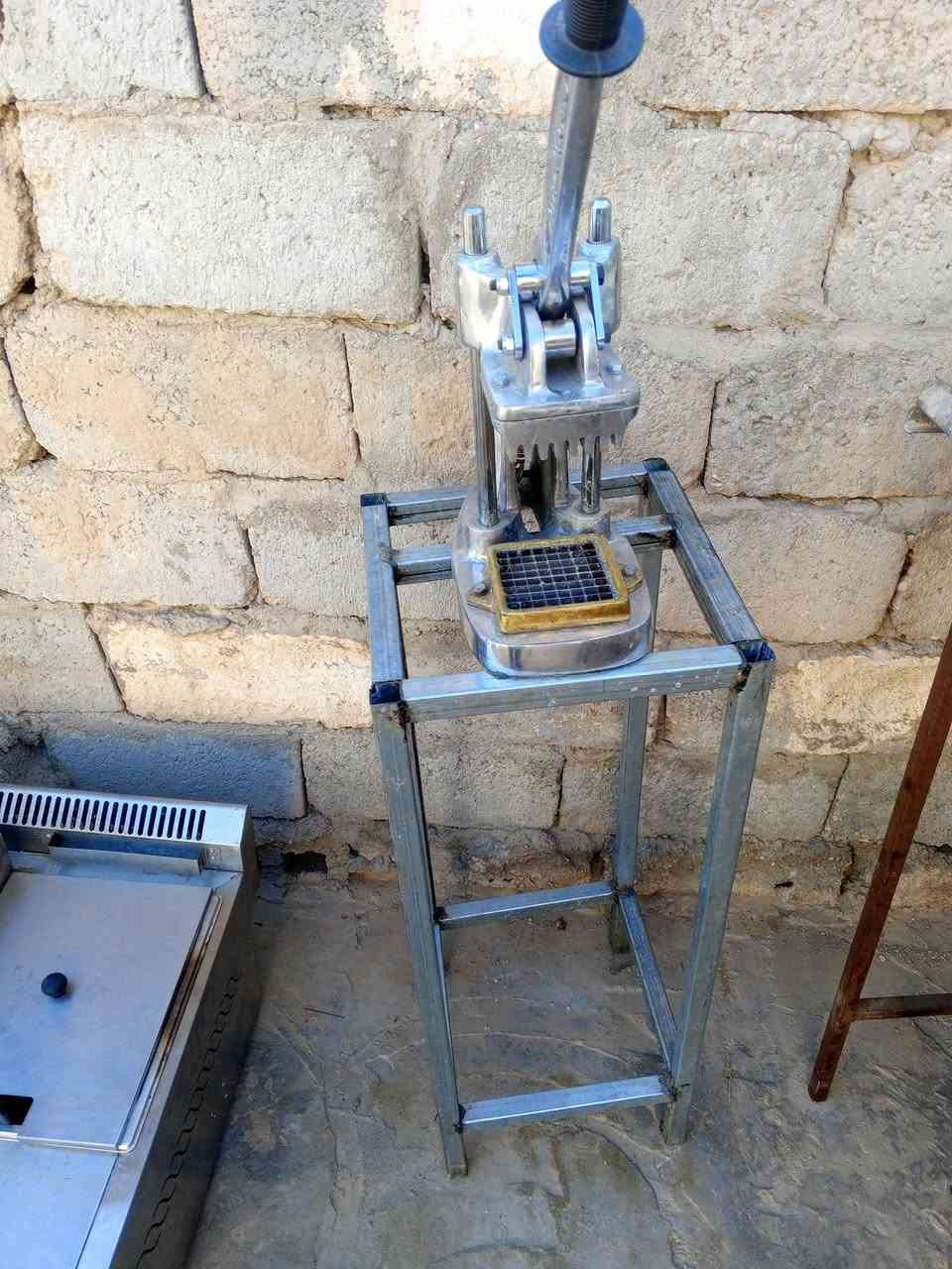 غراض مطعم كامله للبيع استعمال قليل
طباخ فلافل مع طاوه مالته

كريل بركر مزدوج مع قلايه فنكر

قطاعه فنكر حديد

كابسه صاج 

شوايه كص 6 عيون مع جميع غراضه 

سنكي متره ونص ستيل 

ميز متره ونص مع طباخ داخلي 

ميز متره ونص ستيل 

بوجه متره ونص عرض 60 

خرطوم بوجه 6 امتار 

كراسي 5 مع ميز واحد 

طوووس مقبلات شفافه القوي 5 طووس 

متواجد فقط فيس 
مكاني كربلاءءء طريق النجف 

اي شي سعره خاص 😊


**إذا كنت صاحب هذا الإعلان وتريد حذفه لأي سبب، رجاءا أرسل رسالة إلى الدعم الفني**