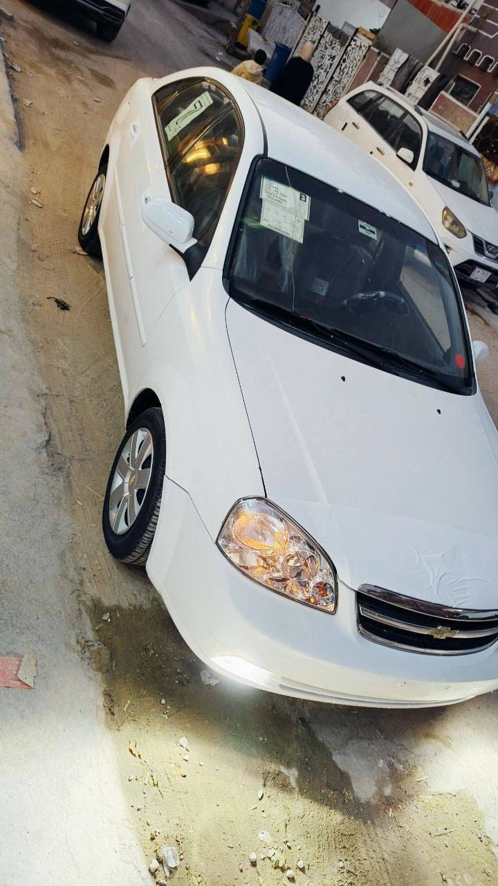 سلام وعليكم
اوبتره 2007 للبيع او للمراوس 
سياره شوفت عينك جديده وماشيه 116 الف خليجي 
بدون حادث بيه بجاملغ 3اصابع صبغ وبارد قليل 
تبريد تدفئه شغاله تايرات جدد اي نقص مابيه جانت مضمومه سياره هزه جديده قبل يومين باقي بس ع ستلام لوحات يعني بنفس اليوم اداورلك بسمك 

العنوان شعب 
الرقم ***********
