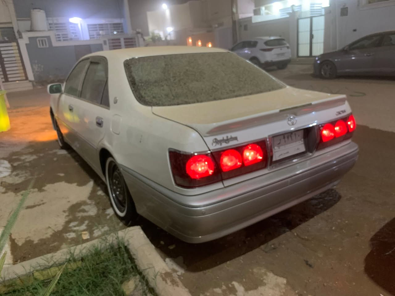 بيع او مراوس سعر ٨٨
تسجيل قديم 
فول 
كفاله من الكص 
رقم بغداد 
شاصي ١٧٥
***********
