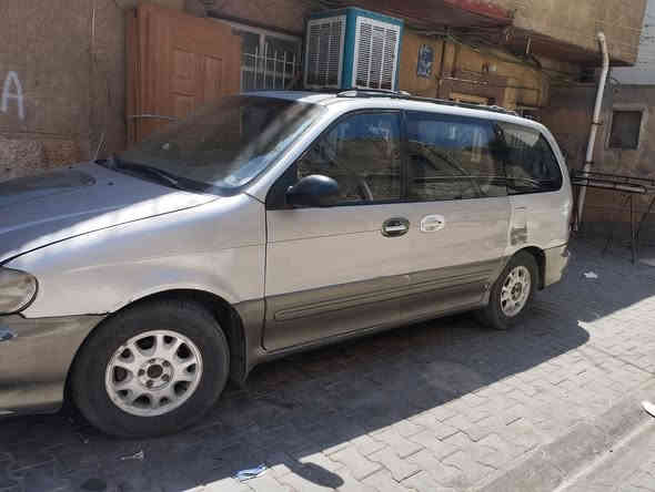 السلام عليكم للبيع كية كرنفال موديل 2000 كاز اصل وكير عادي رقم صلاح الدين بأسمي تحويل ثاني يوم،،، التبريد ثلاث قطع  نقص كمبريس ضعيف انطيك بدون تبريد المكان بغداد السعر47 وبيها مجال بسيط للاستفسار الاتصال على الرقم ***********
