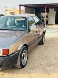 باسات 92 سياره مصبوغه عام كير عادي ومكينه 1,8 مكفولات منضومه زنون شاشه...