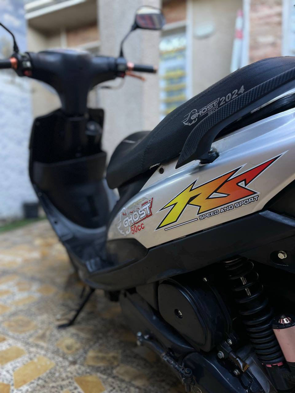 سلام عليكم ماكس نضيفه كامله  نكره سلف  كهربائيات كامله من كلشي نقصه ستان تعليك فقط مكينه تخبل ناعمه كامله  مكان بغداد لحسينيه مال راشديه رقم *********** رقم بي وتساب او اتصال
