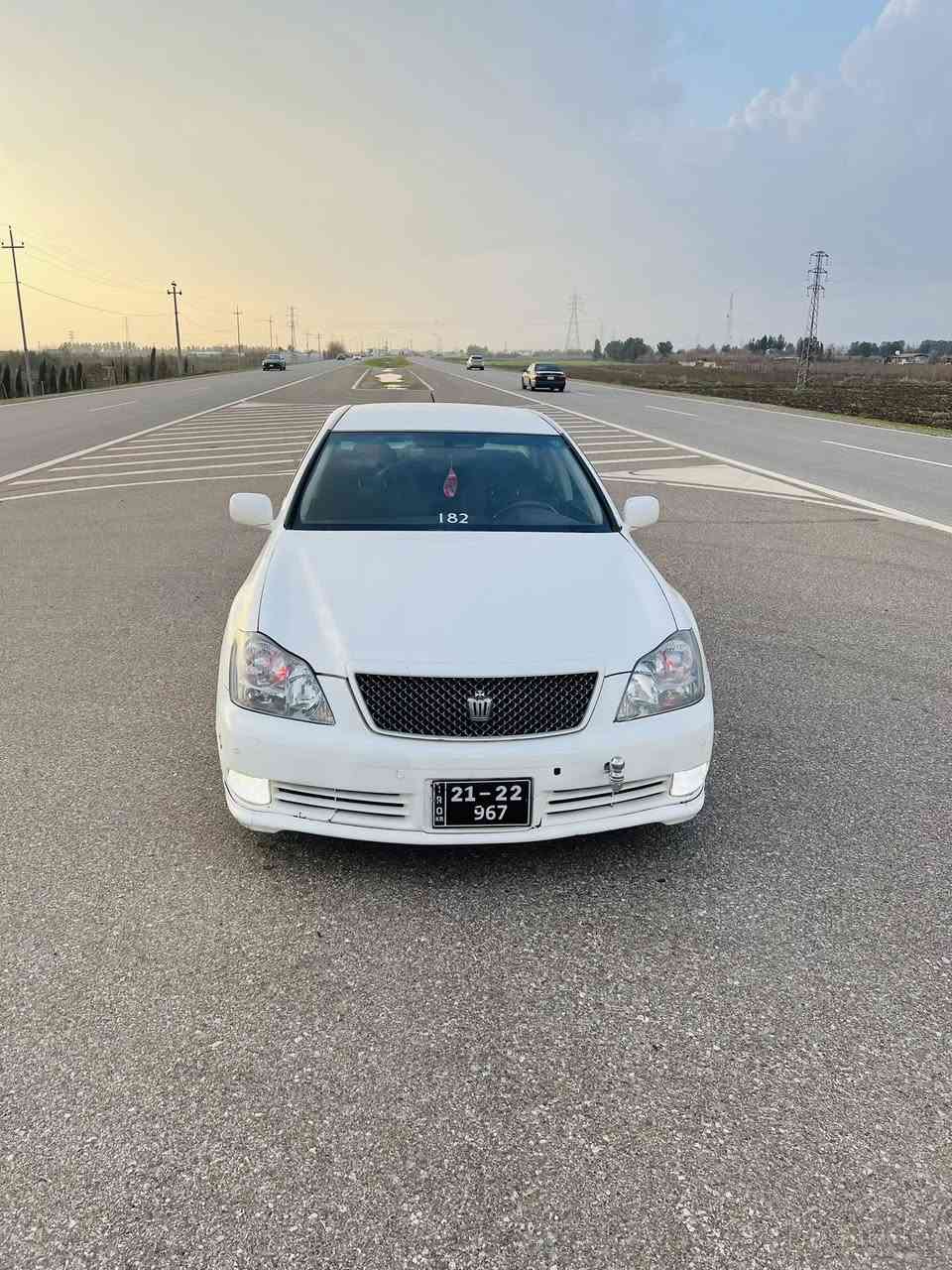 شاهانە
2005
182
بڕاوە
بێدوکەڵ
بێتەقەو ڕەقە
ڕۆنی گێڕومەکی نەی گۆڕاوە
کامل مەسروف کراوە
***********ڤایبەر
