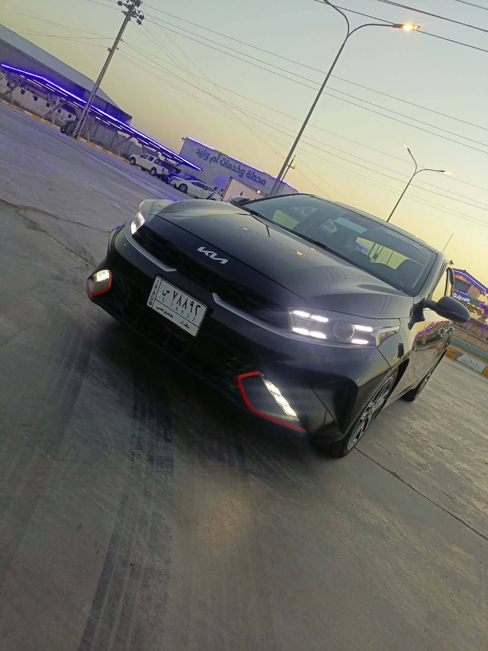 فورتي 23 بغداد معوقين سياره جديده ماشيه 40 ظرر جامع امامي ومبدل نفس اللون مكان السياره صويرة فول مواصفات عدا البصمه 
***********
