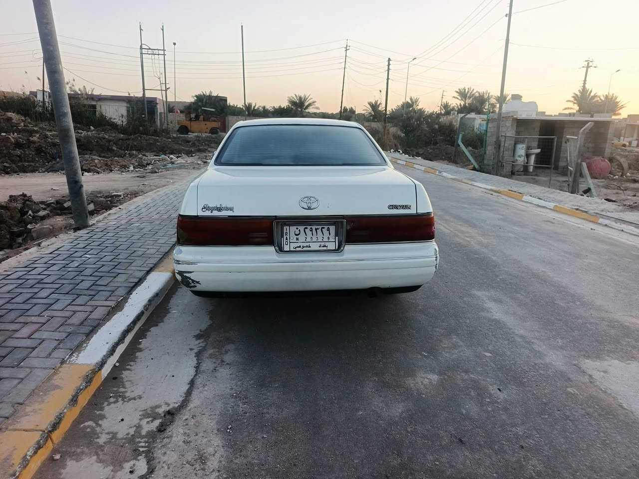 السلام عليكم سياره جاهزه من كلشي محرك وكير تخم تاير تبرد ثلج راقم بغداد العنوان الدوانية الحمزه الشرقي اني مكلف بل نشر راقم صاحبه***********
