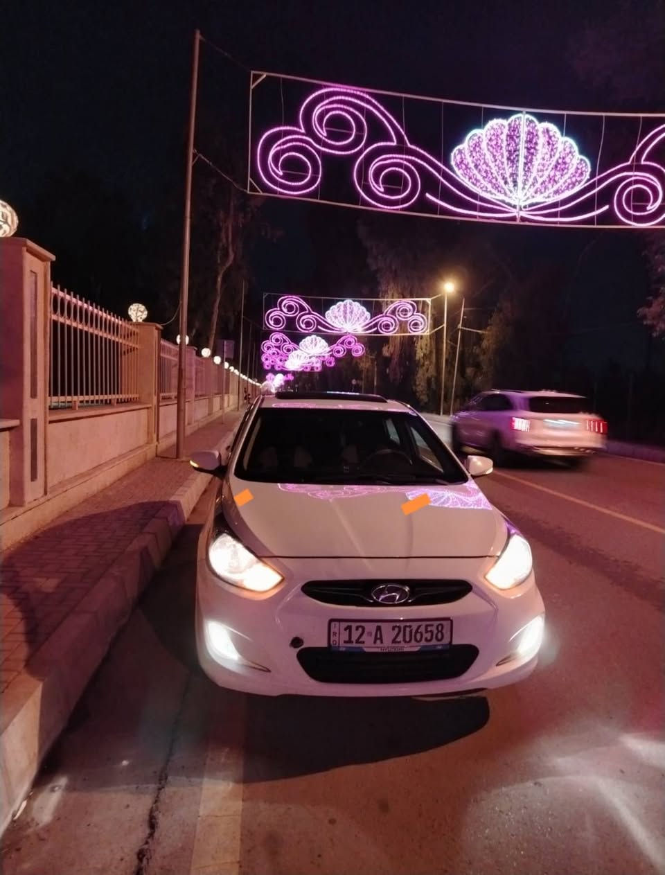 السلام عليكم
اكسنت مضلع للبيع
موديل 2012
وارد خليجي
فول مواصفات ماعدا بصمه
اربع دسك
سلايت
شاشة
تحكمات ستيرن
ويل كب 5 شركة 
محرك لاصرف ولانفخ ولارخاوه
رقم نينوى بسمي شرط التحويل
كابون بيها تباديل
بيها ملاحضات مالتحرير موضحه بالصوره
سعرها 110
***********
*********** موصل, نينوى
