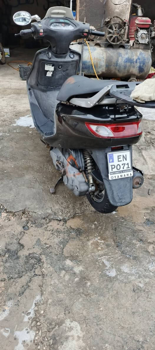 دراجه فراشه فحل ديسك دراجه حاويه وجديده شرط ما مفتوحه عالفحص دراجه بلاديه نظافه كهربائيات كلها شغاله نهضه فول عالفحص السعر ٥٨٠ بيه مجال للشراي ***********
