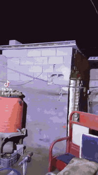 السلام عليكم ستوته حلوه ونظيفه موديلها 2021 اتصال على رقم الخاص ***********
