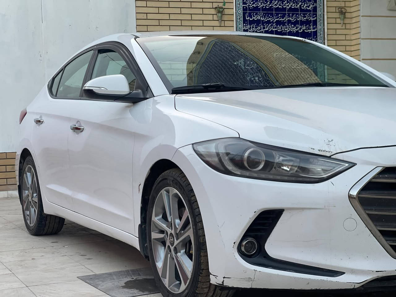 السلام عليكم ورحمة الله وبركاته
إلنترا موديل ٢٠١٨ خليجي
محرك ٢٠٠٠ رقم بغداد تحويل مباشر السيارة متواجده كربلاء قرب مدينة الزائرين وفي بغداد قرب شارع المطار بغداد
السياره ماشية 225.000
السعر ١٤٥ بيها مجال الاستفسار الاتصال على الرقم *********** ابو محمد
