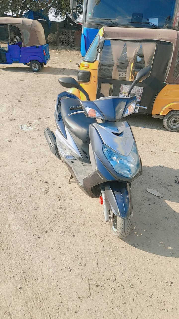 السلام عليكم دراجة سكنس فحل نوزل للبيع سعر 650  شراي اتصل على هذا الرقم  ***********
