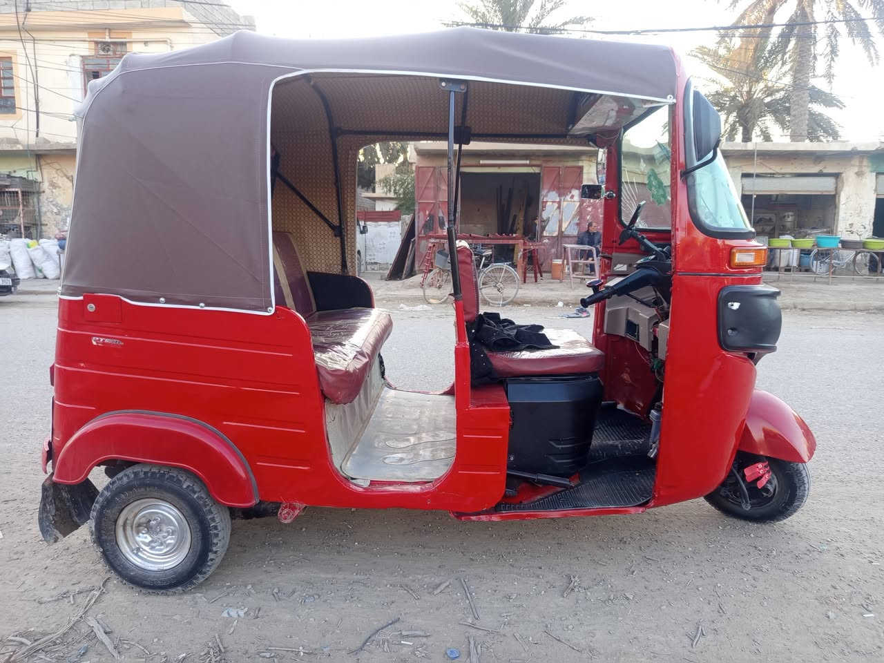 سلام عليكم ورحمه الله وبركاته اخواني تكتك للبيع موديل 18 تكتك خير من الله مصبوغه للجماليه فقط كامله مكمله مكاني ديالى بعقوبة المفرك للتواصل عبر رقم الهاتف ***********
