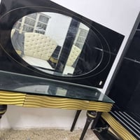 غرفه نوم نفرين مستعملله لون اسود وذهبي  مكاني بغداد مدينه الصدر  ٠٧٧٧٢...