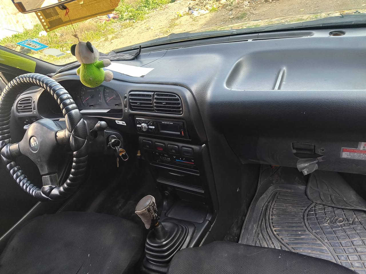 نيسان موديل1991 تبريد شرط محرك شرط وكير شرط بور جامات كهرب سنويه جديده 2029 سلف  كصه طخم جديد صبغ احزام جمليه 
كهربيات شرط سياره ما تصرف  عليه ربع شرط التحويل عنوان الايسر حي السماح سعر35 وبيه مجال *********** كربون بنزين
