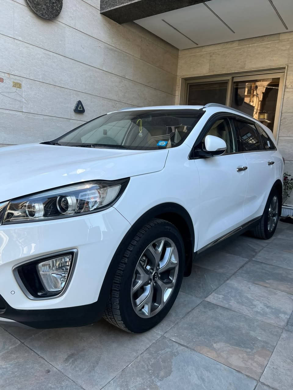 سورنتو 2016 خليجي سياره فول ماشيه 86 حقيقي سياره جدن نضيفة مال جناي سعر210 المكان المحموديه ناحيه الرشيد رقم***********
