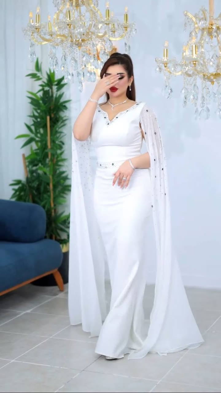 توصيل سريع جدا لجميع محافظات العراق
للحجز مراسلة الصفحه او واتساب***********
فساتين درجه اولى قياسات خاصه
تصويرنا تصميمنا وانتاجنا
