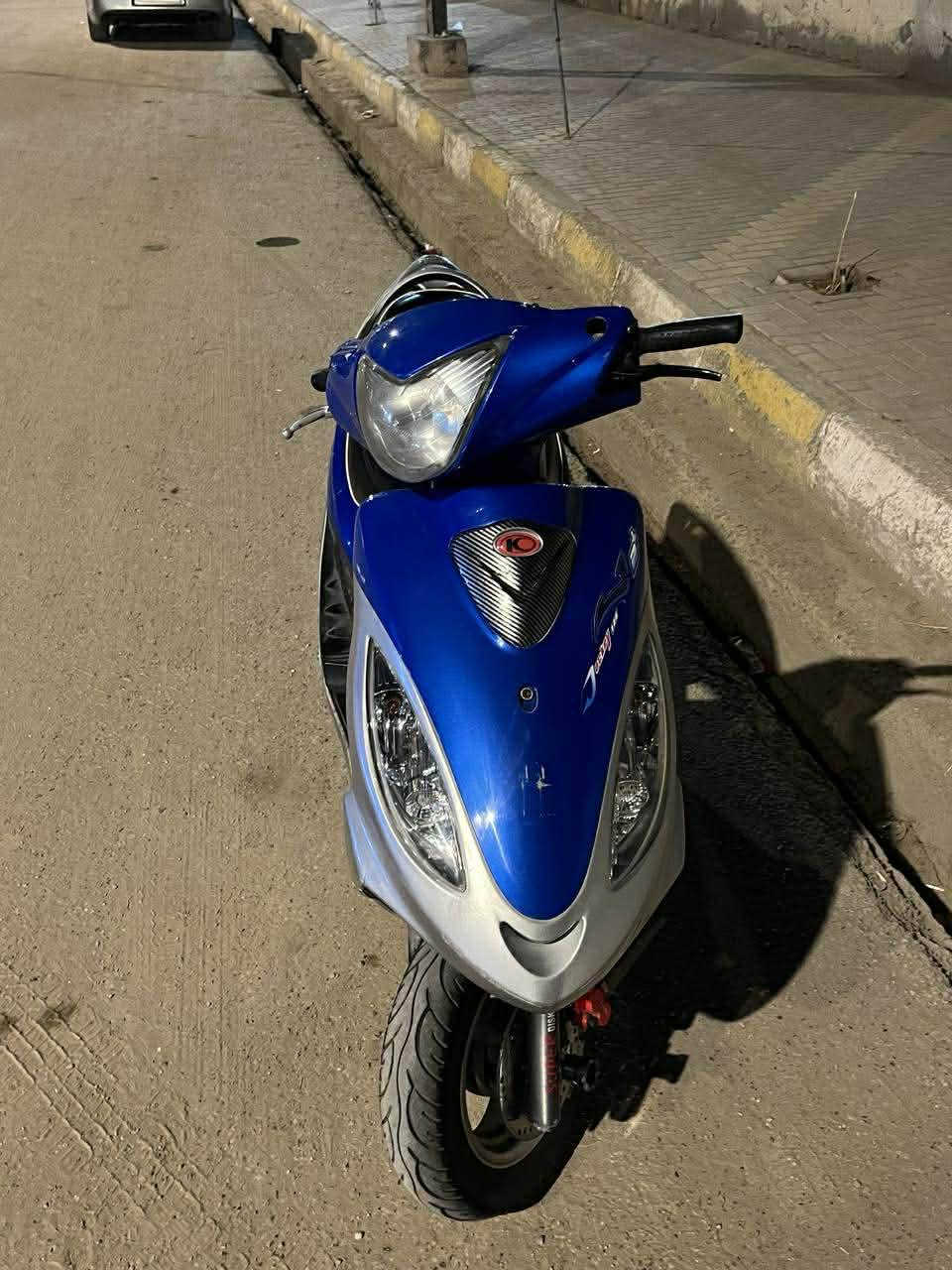 سلام عليكم كامكو للبيع دراجه فحل دسك مكينه كفاله عامه كهربائيات شغاله موديل 2016 
دراجه حلوه سعر 875وبيها مجال هاذه رقم راعيها *********** مكان رفاعي
