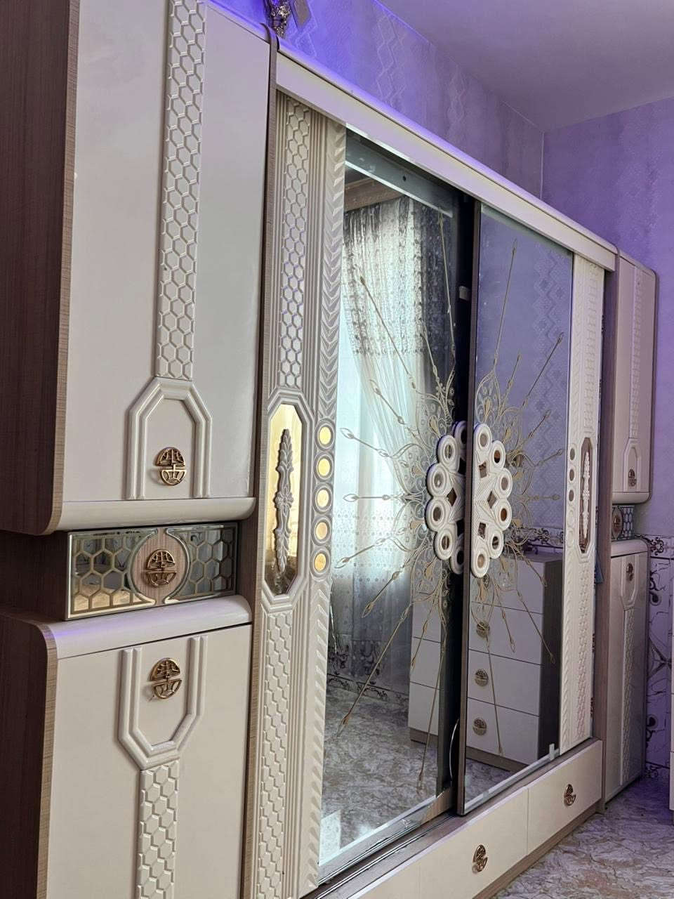 غرفه خشب تركي الأصلي فوووول نظافه
اخذتها بمليونين ونص 
ورائدها ب٨٥٠ رجاءا رجاءا فقط الشراي يراسل واتساب *********** 
العنوان رمادي دار الضيافه
