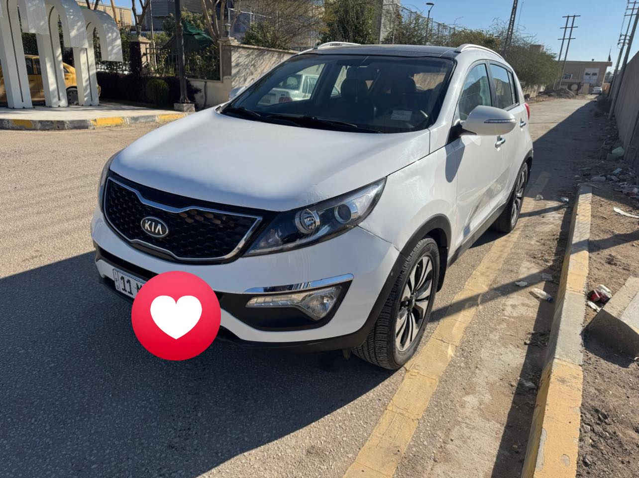 سبورتج سبورت 2012وارد  كوري  رقم بغداد انكليزي  بسمي فول موصفات مكينه ابيع مصبوغه حزام 2000تيربو كشنات تبريد تدفه امام خلفي  حساسات كامره خلفيه  بانورما فول موصفات الاخير سعر 125 بيه مجال قليل***********
