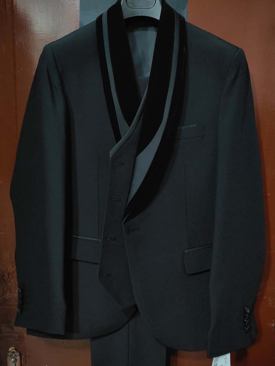 تصفية بدلات رجالية - بغداد
توكسيدو - سلم فت - موديلات رسمية.
متوفر سيريات ومكسر.
السعر: القطعه 26,000 د.ع
📞 رقم الهاتف: ***********
()
