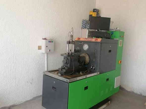 مختبر ديزل  لفتح  وتصليح جميع انواع الانجكترات الكهربائية باحدث الاجهزه ب شرق الاوسط  وصيانه الانجكسن وتبديل كافه النوزلات الاصليه اكتروس سكانيا بضمان النوعيه (بأنسب الاسعار     ) العنوان .البصره زبير  جسر سوك سوادي  مجاور اسواق مشمشه      
الهاتف  ..*********** 
***********
علي احمد حمدان
