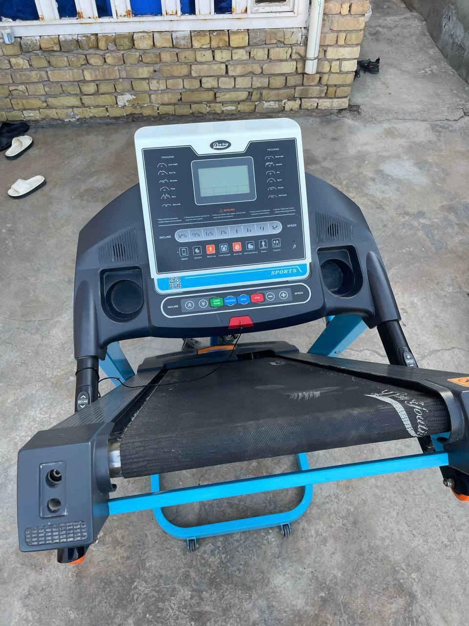 السلام عليكم جهاز جري كهربائي للبيع السعر خاص او الاتصال ***********
