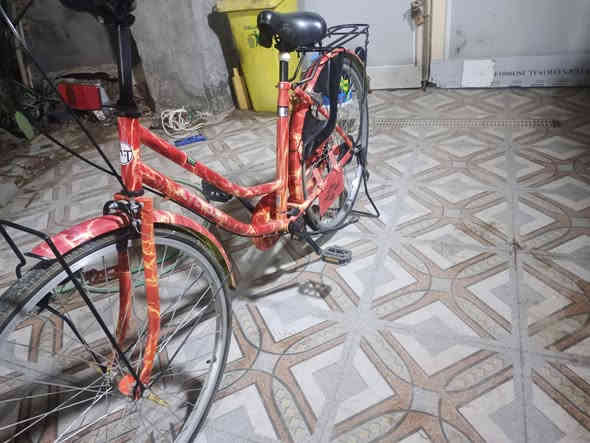 باسكل للبيع ب130 وبي مجال حك متوفر تمويل ادب المكان ديوانيه بحي النهضه ***********
