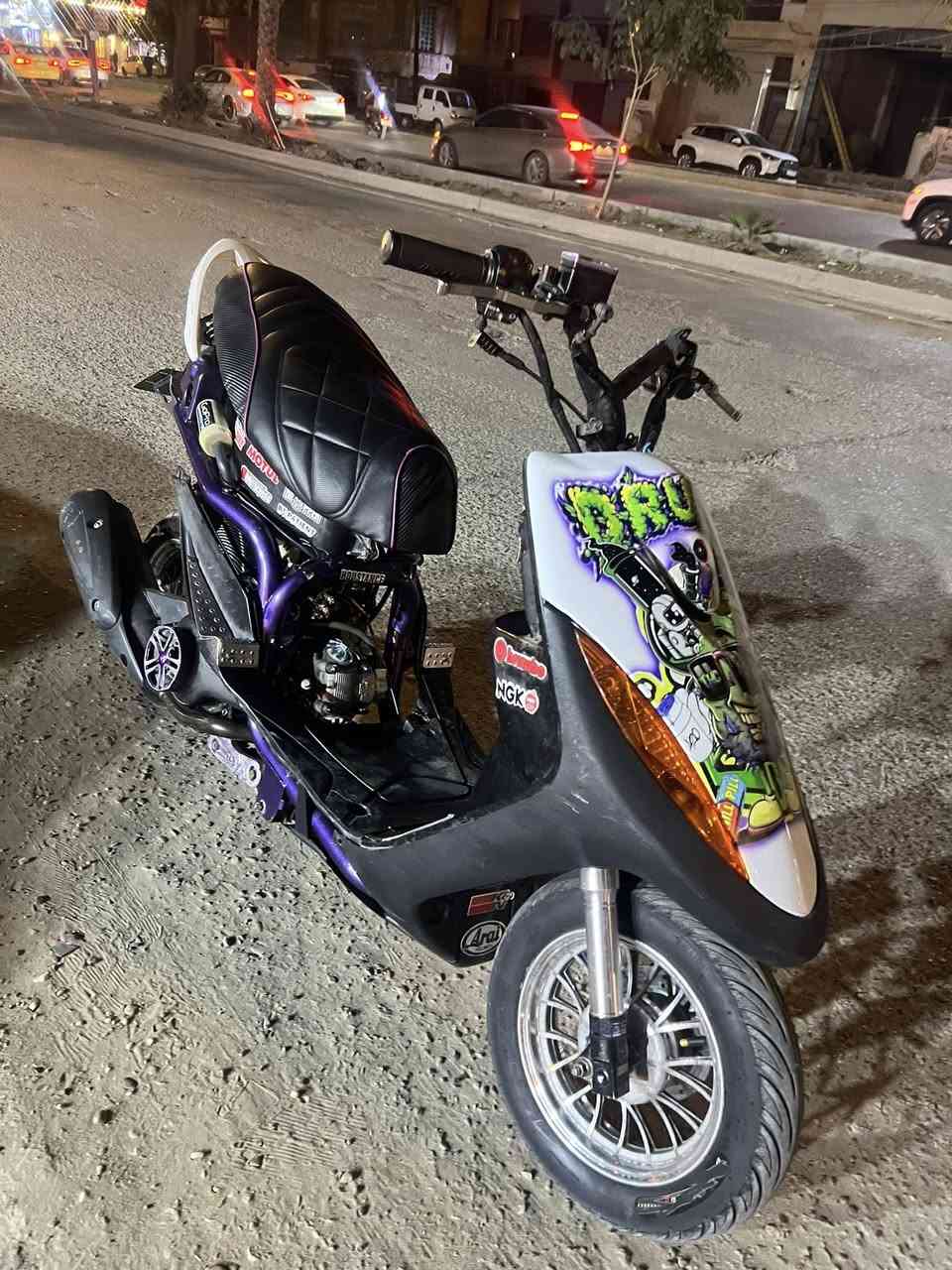 السلام عليكم اخوان عدله مال العب مزوعه تزويد وتزويد اصلي دراجه سلف هندر ما ناقصه شي مكاني بغداد حي العامل السعر خاص رقمي ***********بي واتساب
