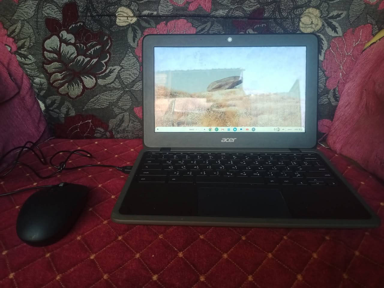 لابتوب كروبوك من شركه acer وتشغيل نضام الاندرويد تحتوي على معالج 4020 Celeron 
ويندوز 10اصلي 
رام 4GB ذاكره64
بطاريه تدوم لغاية6ساعات منفذ USB
شاشه لمس Full HD 
حجم الشاشه 11انج  منفذ لزيارة الرام 
سهل الاستخدام ومناسب الطلبه المدارس والكليات والدراسات 
السعر 70الف فقط 
مكان/بغداد مدينة الصدر حي طارق شارع الوسط تيل 23 
الرقم الاستفسار ***********
