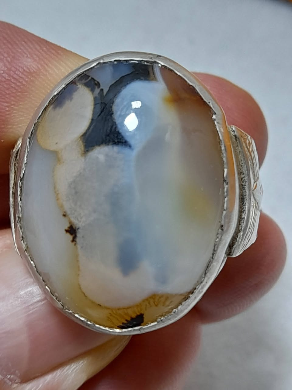 #ياالله
السلام عليكم ورحمة الله وبركاته 
نقدم لكم كل ماهو جديد ومميز 
متابعينا الكرام نقدم لكم خاتم فضه عيار 925 بحجر ( عقيق سليماني مصو رباني وطبيعي قديم ر قديم ) صياغة  وجميلة بسعر (150) الف والتوصيل (  5 )   اقوى عرض تحطيم الاسعار  للحجز والاستفسار مراسلة الصفحه او الاتصال على الرقم يوجد واتساب ‎0774 784 6745 يوجد توصيل الى كافة محافظات العراق 🇮🇶 🇮🇶
