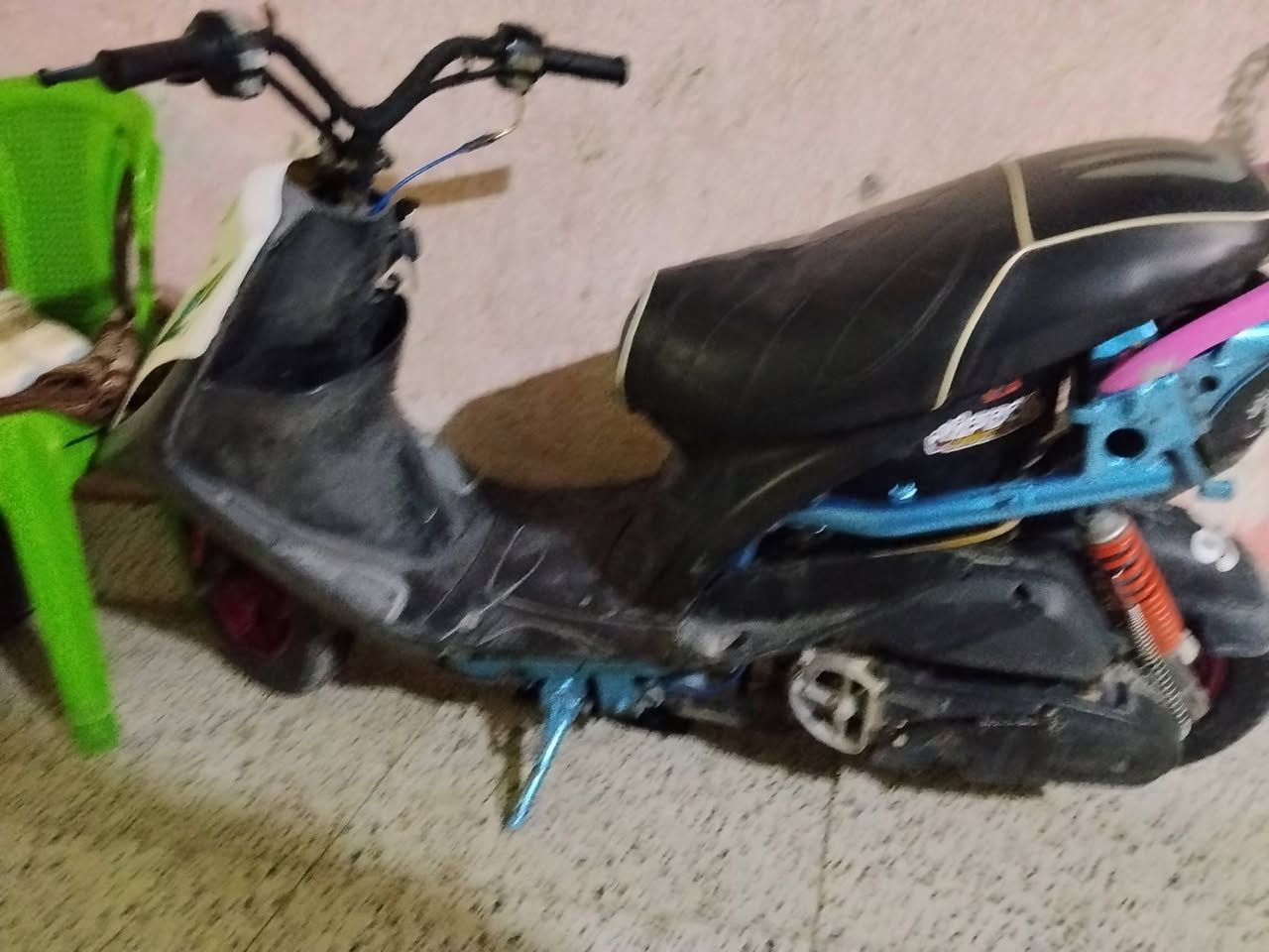 اسلام عليكم دراجه ماكس للبيع كمله مكمله معيزها شي كله شغال السعر 450او بيها مجال كربلاء حي العسكري ***********
