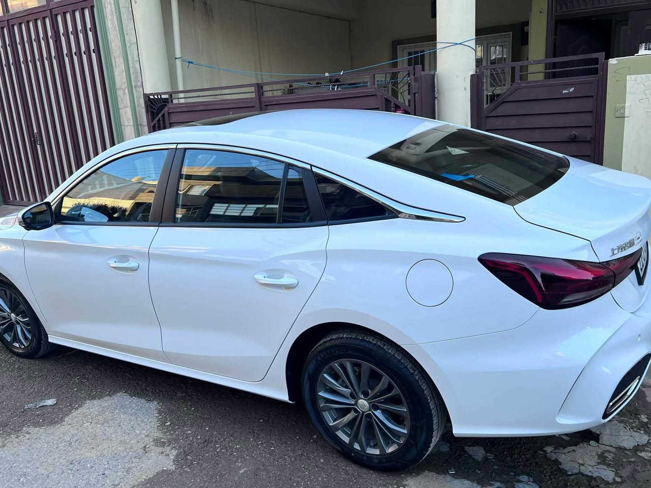 Mg gt 2025
ئێم جی فول مواسەفات ٢٠٢٥ 
٩٠٠٠ کم ڕۆشتوە 
بێ بۆیاخ بێ سارد بێ شوخت زۆر جوان و تازەیە 
بۆیاخ تەنك 
سەنەوی بە ناوی خۆمە ٢ مانگە ڕەقە م کراوە 
کوشن جلد 
کا مێرە ٣٦٠ 
سلاید 
ئاوینە ئەخەوێ
شاشە ئەکتیڤ 
٤ زمان 
سلێمانی ڕاپەرین
125$ معامە لە 
*********** السليمانية, العراق
