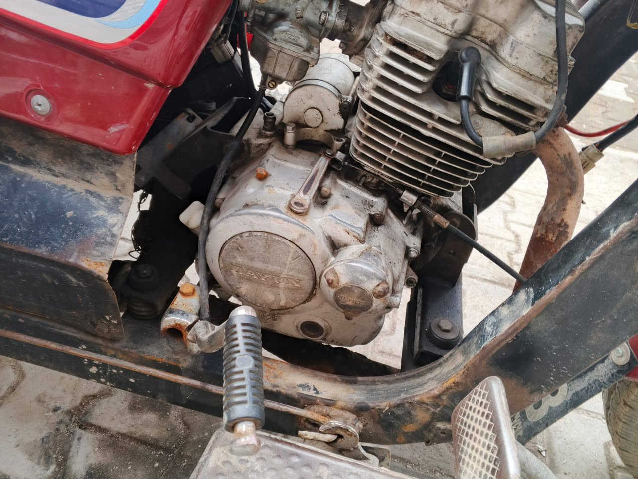 سلام عليكم ستوته دايوان للبيع موديل 19 كامله المكان حي أور سبع قصور سعر 750 رقم انتصال ‏‪***********‬‏
