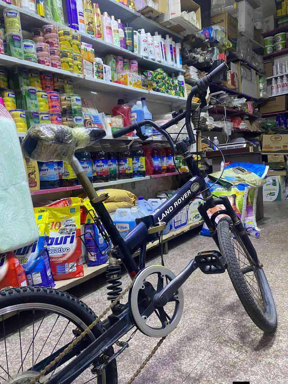 الأسم: LAND ROVER
الصنع: ياباني
        ~|~
لون (نيلي)
 عقرب ٦ سرع
تايرات أصليات
نضيف كلش 
مكاني: بغداد (الكاظمية أو الدولعي)
تواصل واتساب:***********
ملاحظة: لا يوجد توصيل/تم تبديل السرج الى ياباني 
السعر: بالخاص
